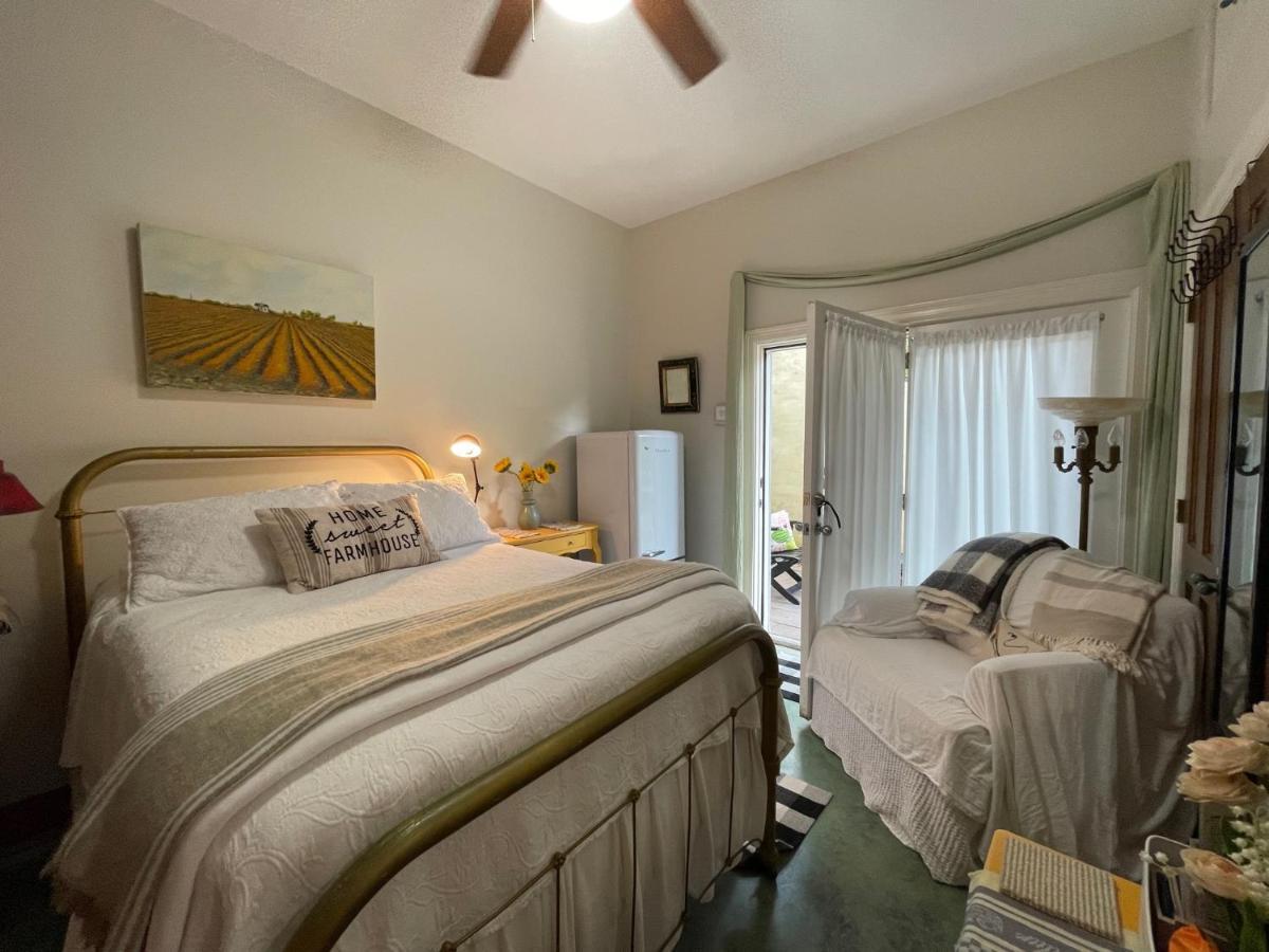 The Rivery Retreat, Choose From Luxury Guesthouse Cabin Or Suite In Lake Austin Hill Country Exterior foto
