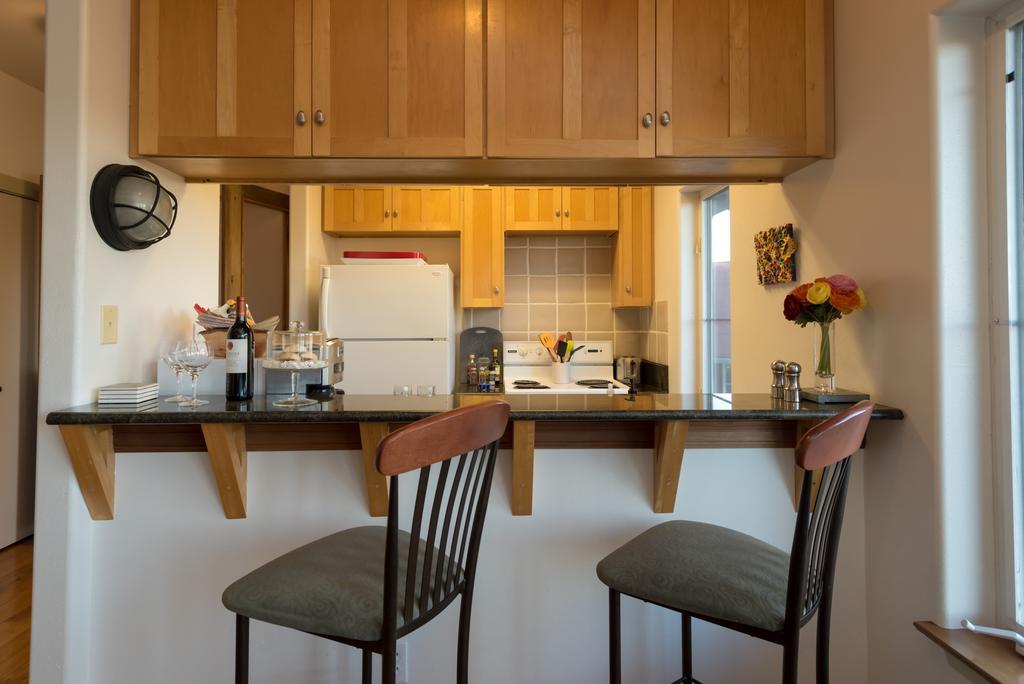 The Rivery Retreat, Choose From Luxury Guesthouse Cabin Or Suite In Lake Austin Hill Country Exterior foto